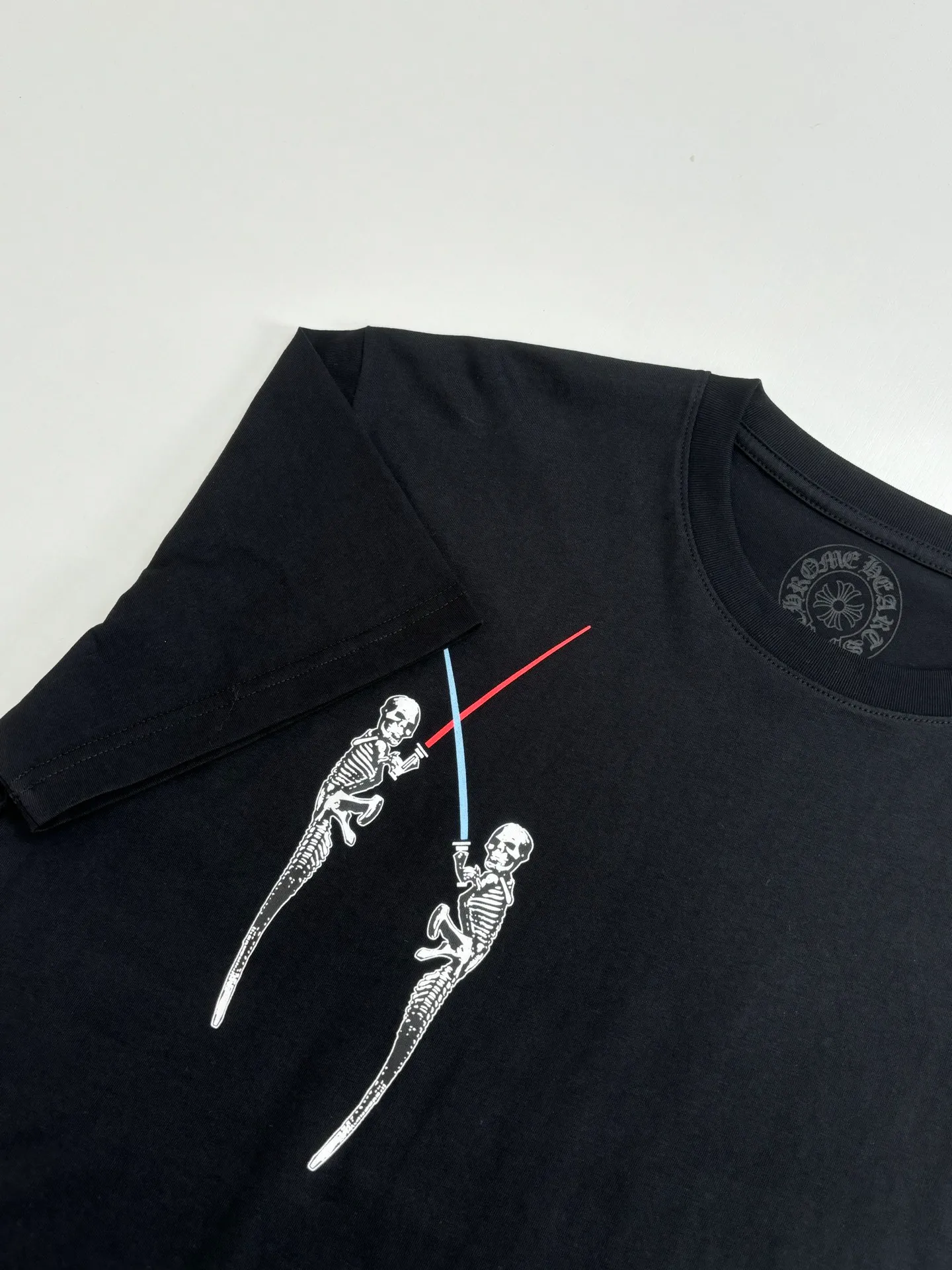 🅿️270 Come Hearts*/Cro Heart 25Ss Star Wars limited short-sleeved T-shirt. The fabric is made of 26-woven 200g cotton. The printing is made of hand-made glue printing. Customized accessories. Size: S/M/L